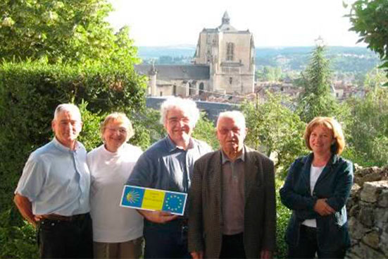 Les membres du bureau de l'association des pélerins de Saint Jcques de Compostelle en 2010